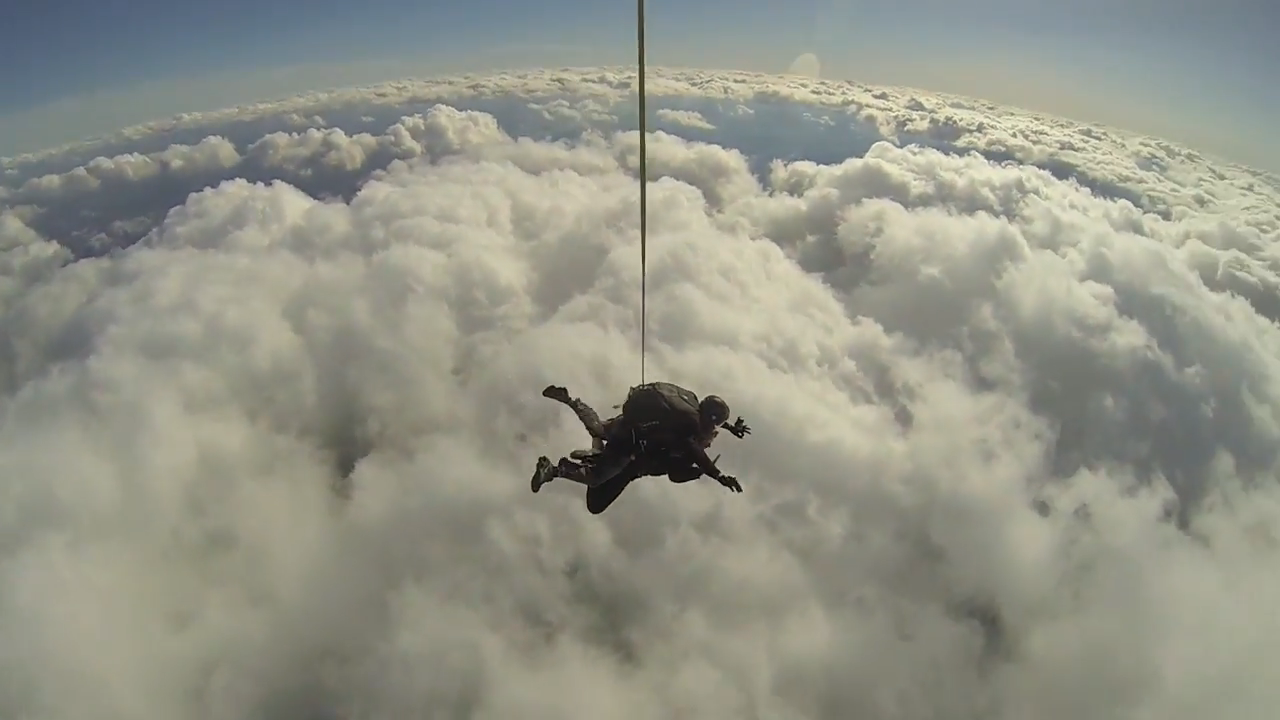 Screenshotter TandemSkydiveJoannafromArdmoreAL 1’40”